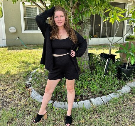 Cheryl Hawks adult model pictures