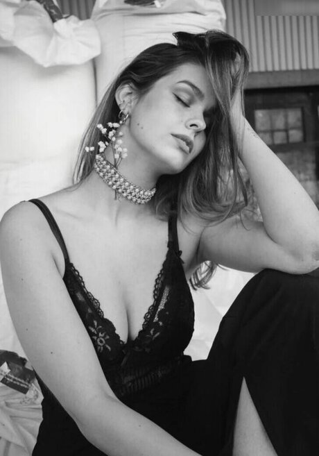 anna gazanis nice star galleries