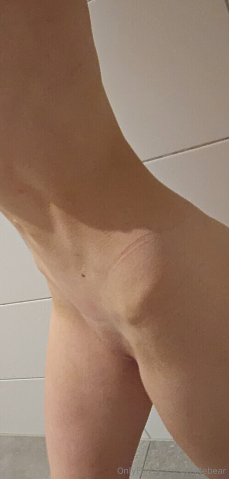 Saskia Tatjana Prang star naked image