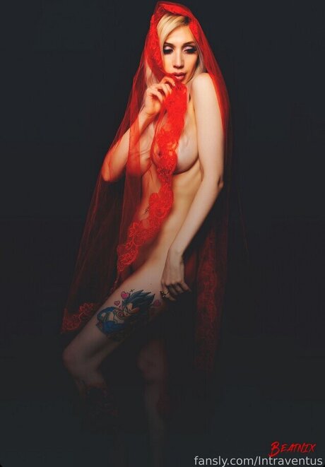 Intraventus adult model photo