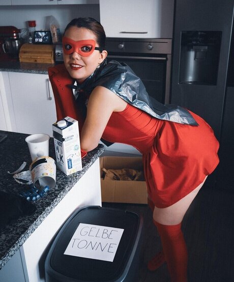Malwanne hot pornstar image