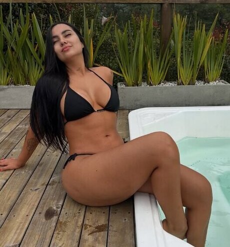 Juliana Karie erotic pornstar images
