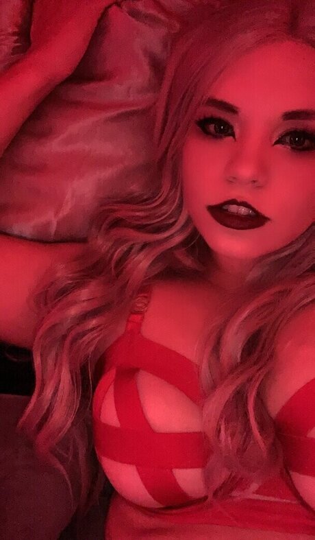 Kawaiikiwicosplay top profile image