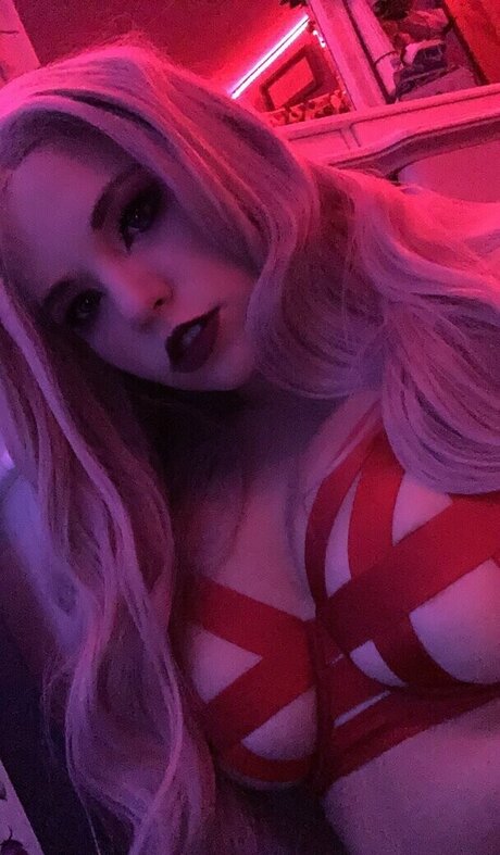 Kawaiikiwicosplay exclusive model pictures