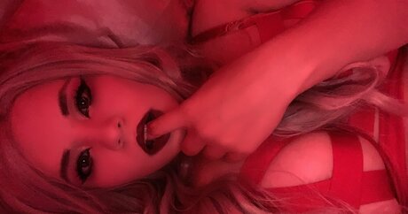 Kawaiikiwicosplay pretty pornstar photos