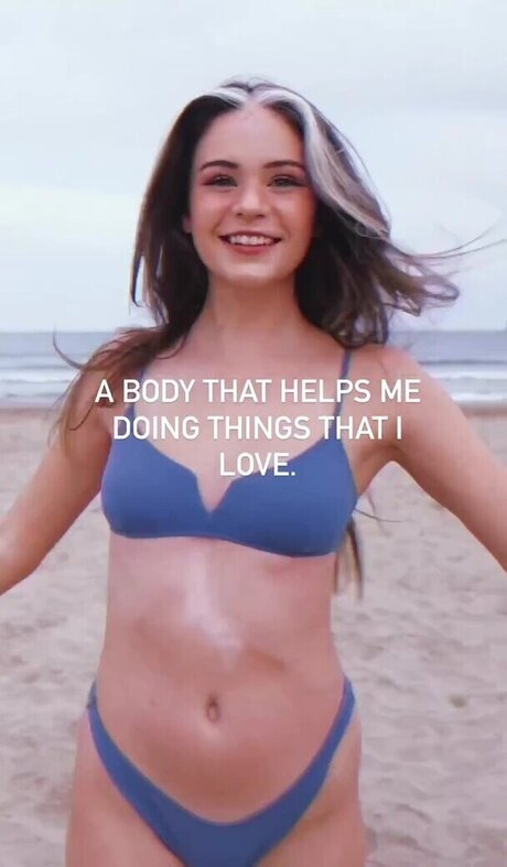 nadinebreaty naked model pic