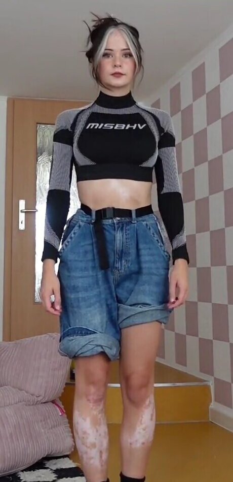 curvy naked onlyfans sex gallery