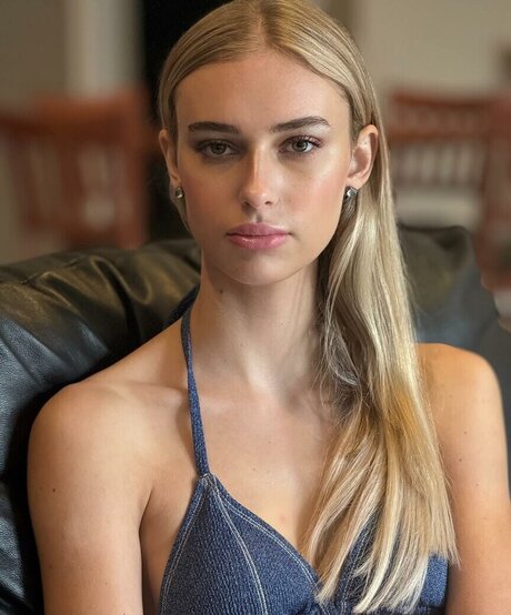 Claire Jameson pornstar nude gallery