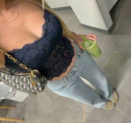Angelle Dagun porn actress picture