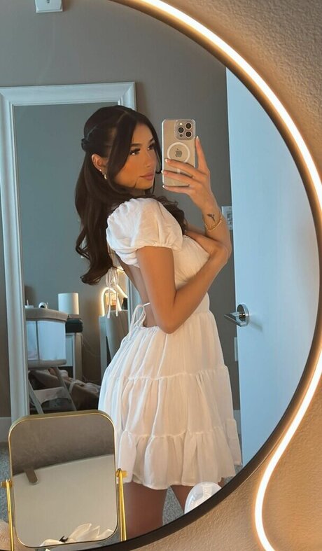 Kaylee Pereira star best pics
