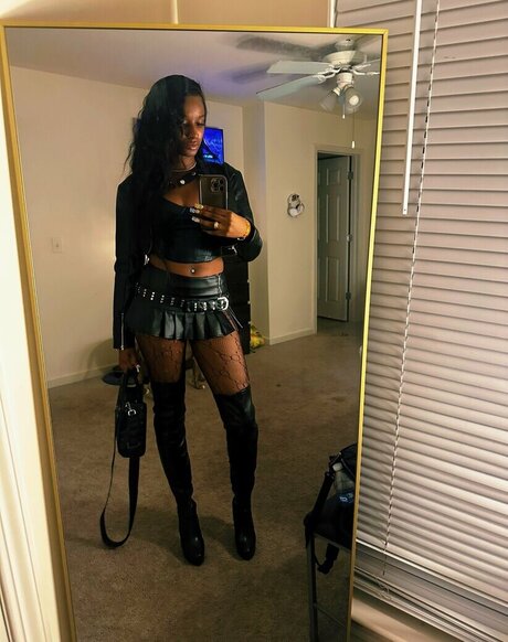 lauryntierre star perfect photo