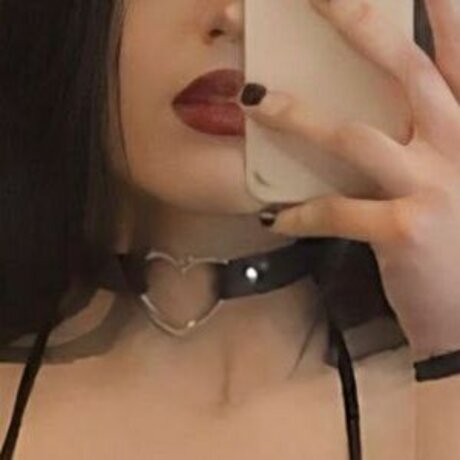 Hard2lov333 top profile image