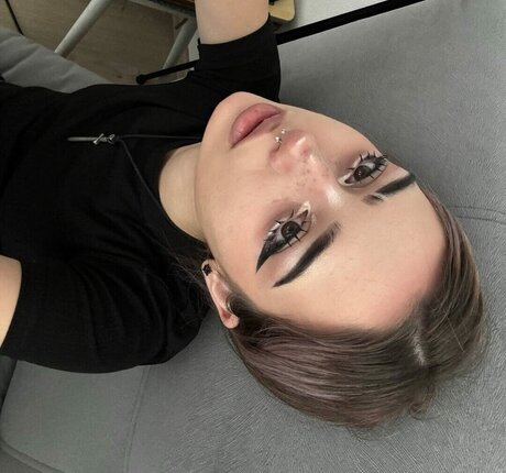 amateur naked onlyfans art naked gallery