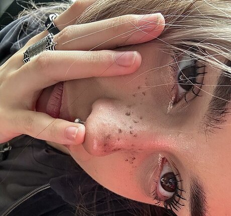 40 onlyfans pornographic picture