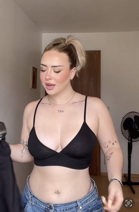 Luisa Fr h pornstar pretty pics