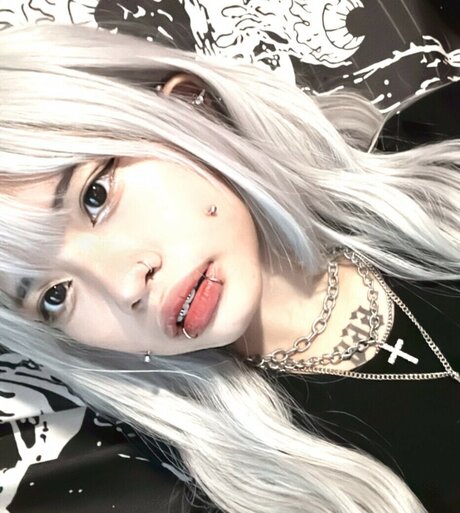 zems3lling high quality model photo
