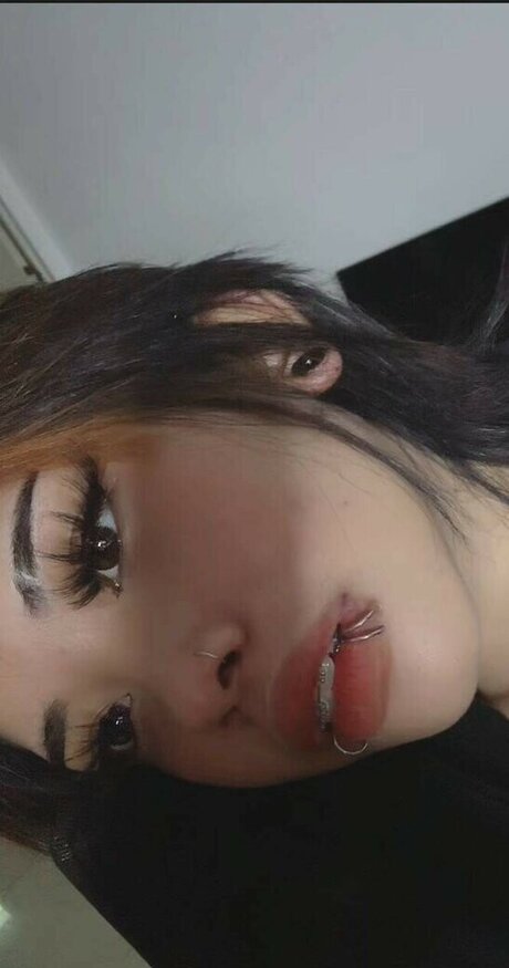zems3lling model sex photo