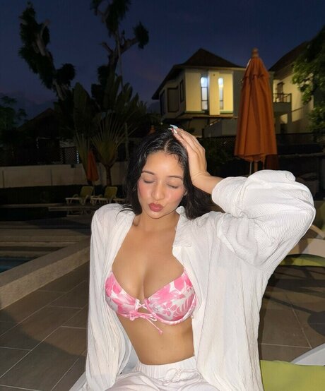 Kashish Mehta nice actress gallery