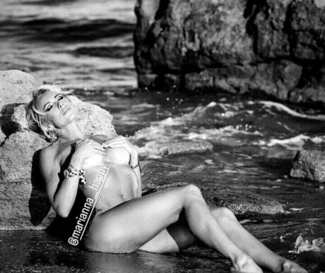 marianna  happy beautiful model archive