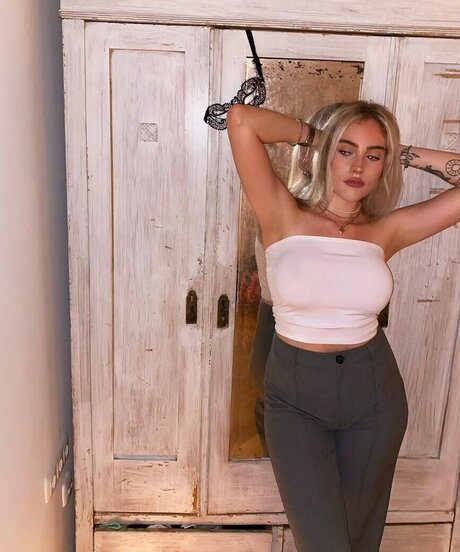 ayyetay star high quality gallery
