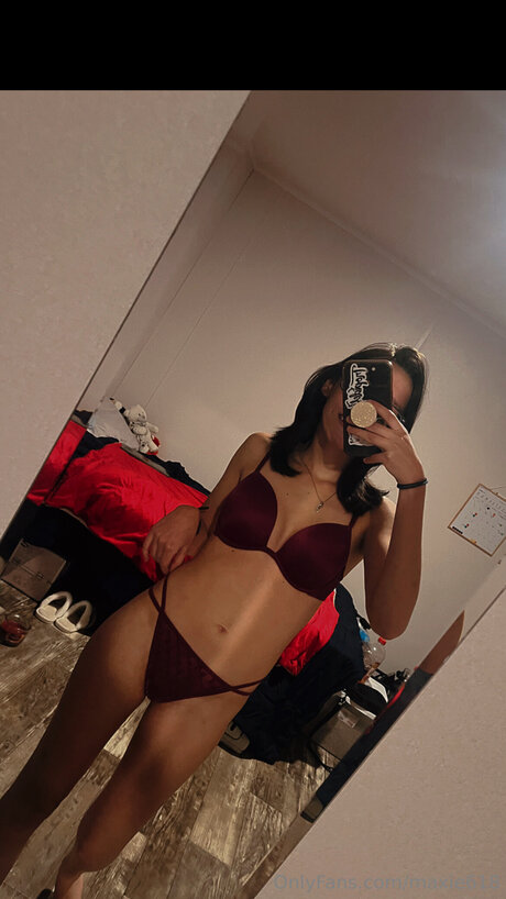 Maxie618 model hot gallery