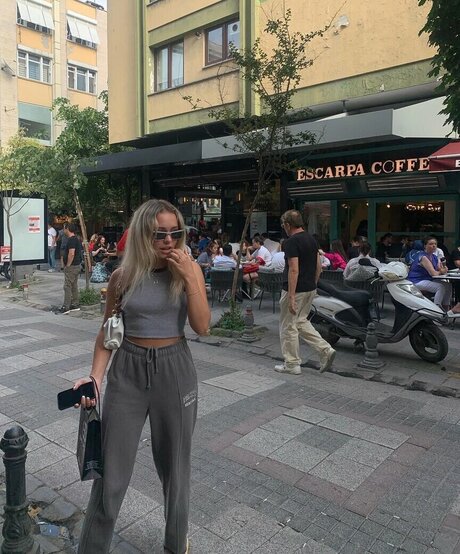 Agnessa Kosogon star free pictures