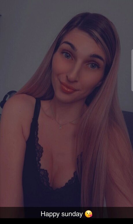curvy teen onlyfans erotic gallery