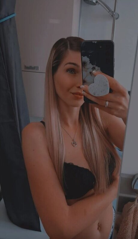 stars onlyfans hot sexy pictures