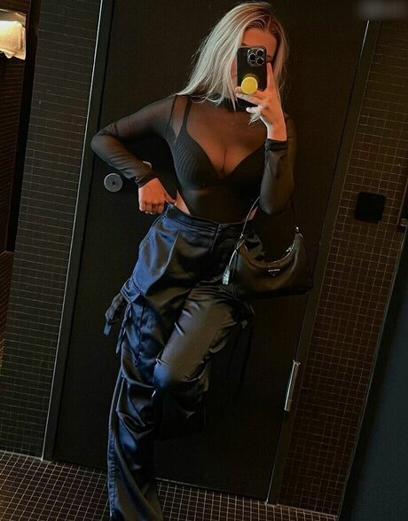 Kati Ktr sexy model pics