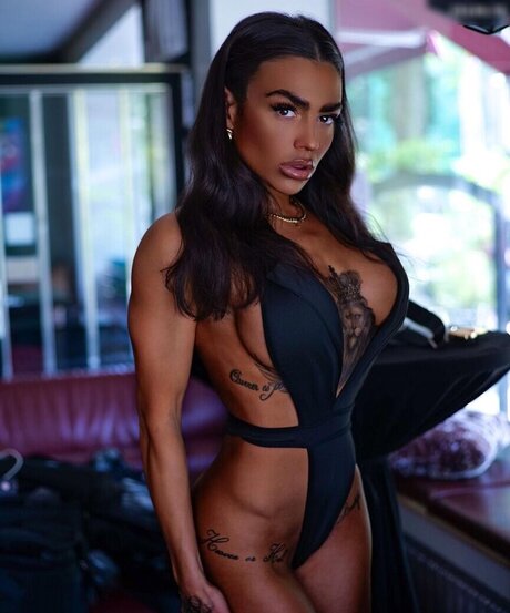 Anny Marry pornstar archive