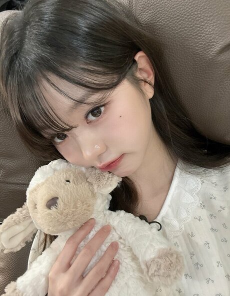 Jang Won young star image