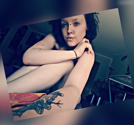 Laura Knoblauch model best pictures