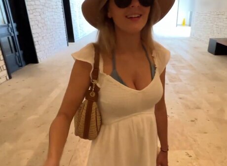 Melina msxou hot model galleries