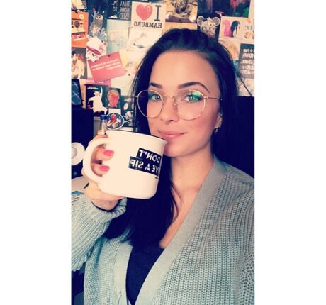 FreakinMagical pornstar adult gallery