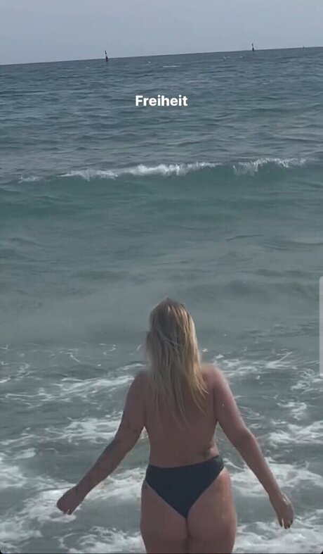 beauty teen onlyfans top photos