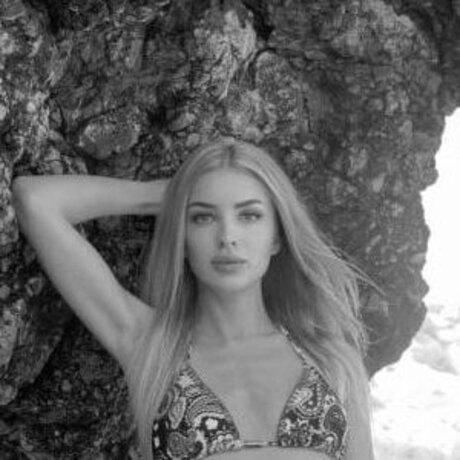 EvieEvans model art images