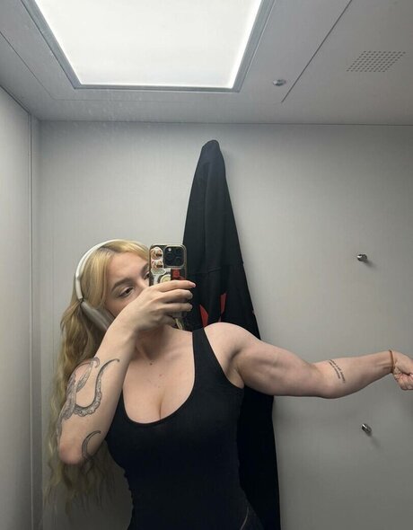 musclekitty pornographic star gallery