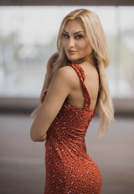 Giulie Hope Santana pornstar hd image