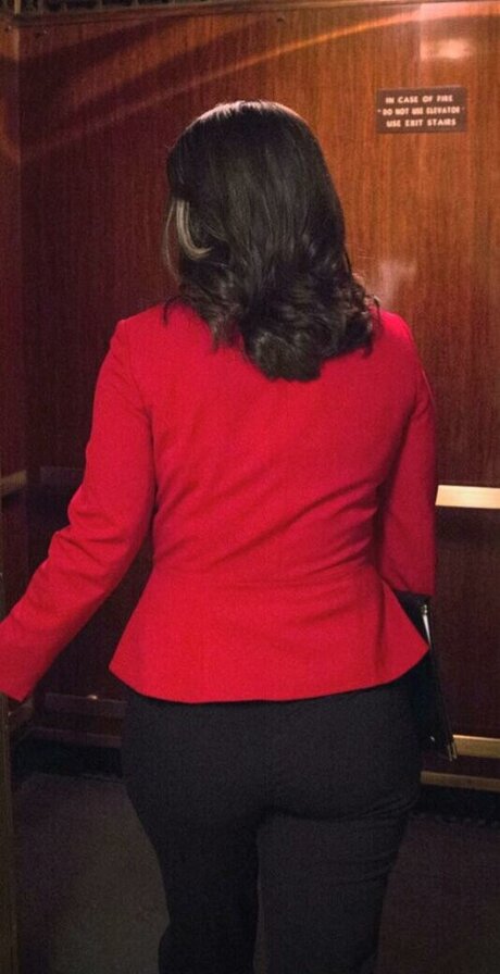 Tulsi Gabbard top profile image