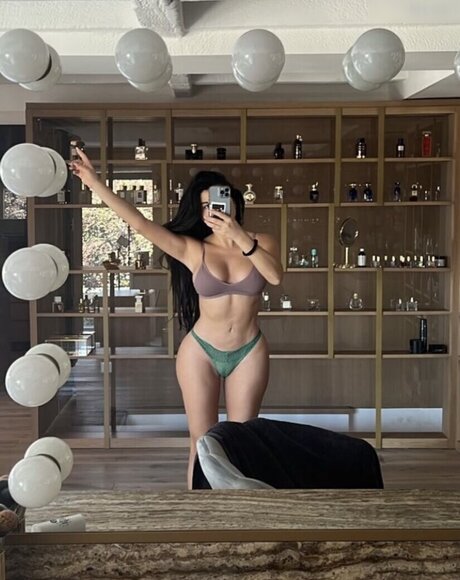 zara secret naked model images