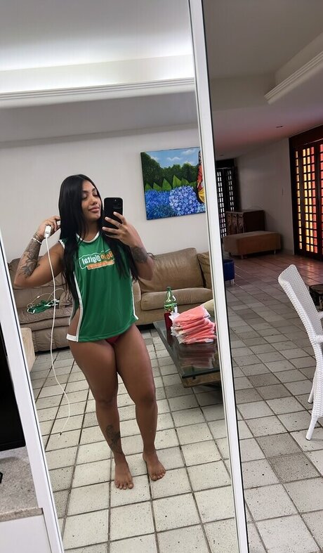 Thayna Telles star porn image