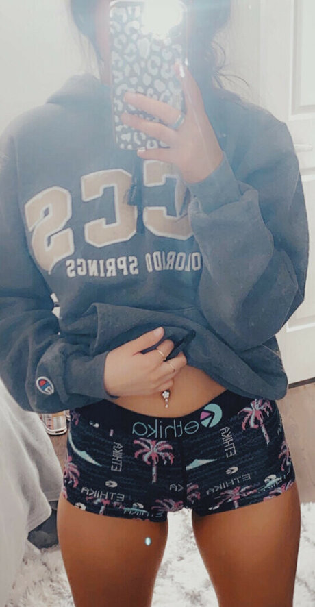 babe nude onlyfans porno image