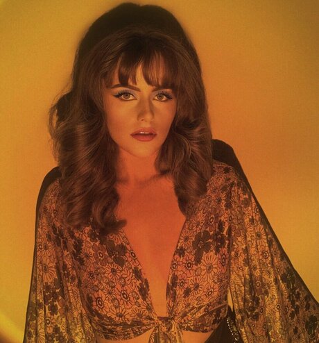 Felicia Thornsbury star erotic archive