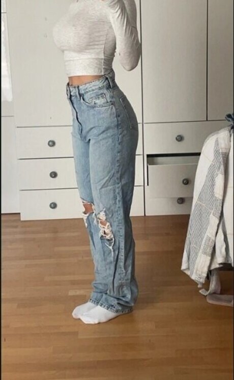 Larissaxra pornstar adult pic