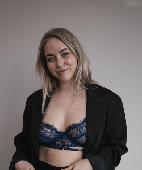 Carina Spoon top profile image