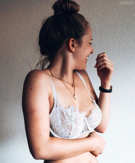 Carina Spoon model beautiful images