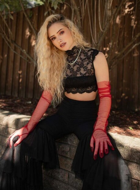 Megan Elizabeth nudes star galleries