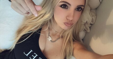 BestBlondiiecb nice actress photos