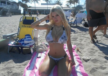 BestBlondiiecb hot model img