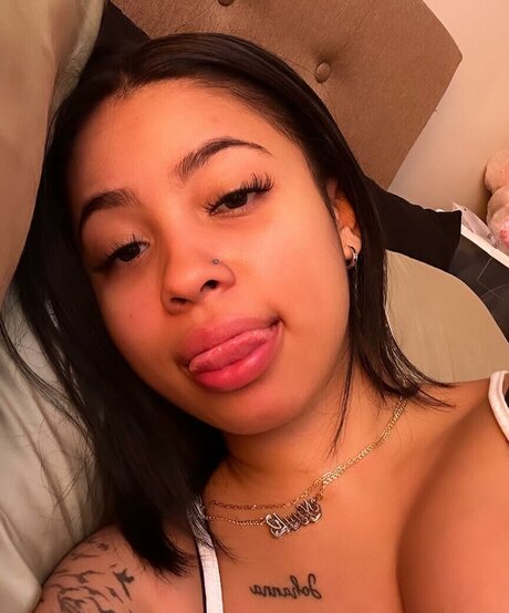 Nyah Marie star pornographic pics